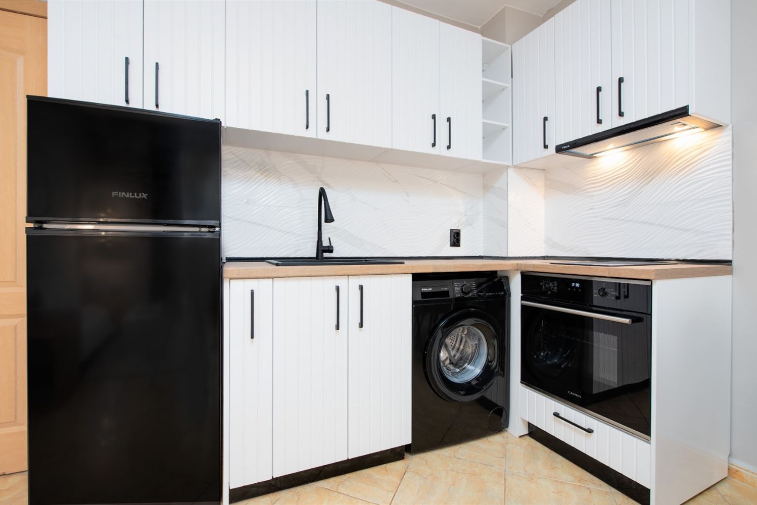 Stilvoll renovierte 3-Zimmer-Wohnung in einer gepflegten Anlage in Sonnenstrand – Komfort, Ruhe und ausgezeichnete Lage