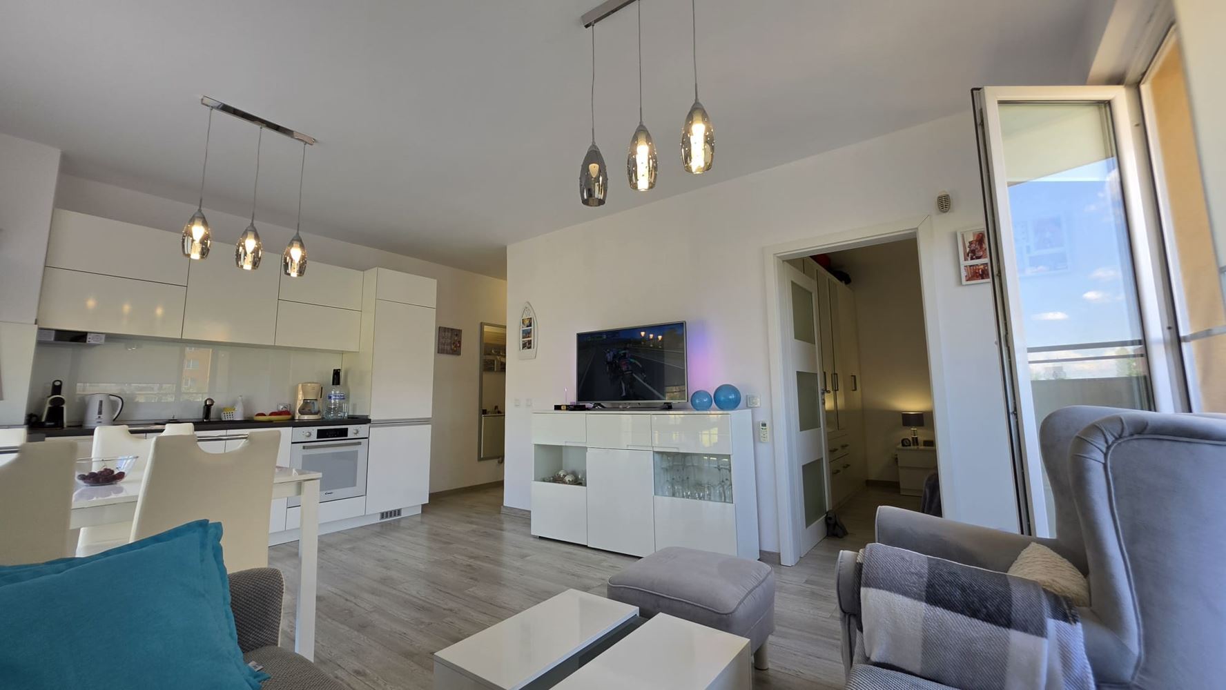 Helle 2-Zimmer-Wohnung in einer modernen Wohnanlage in Sunny Beach – Komfort, Ruhe und hervorragende Lage nur 500 Meter vom Strand entfernt