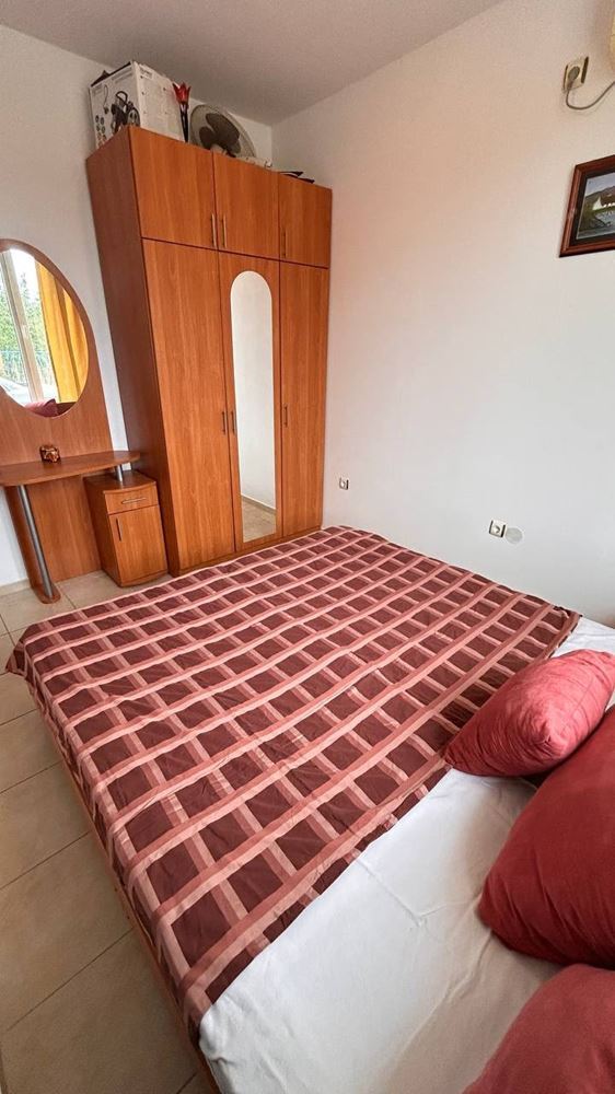 Geräumige 3-Zimmer-Wohnung mit zwei Schlafzimmern in einer geschlossenen Anlage in Sonnenstrand