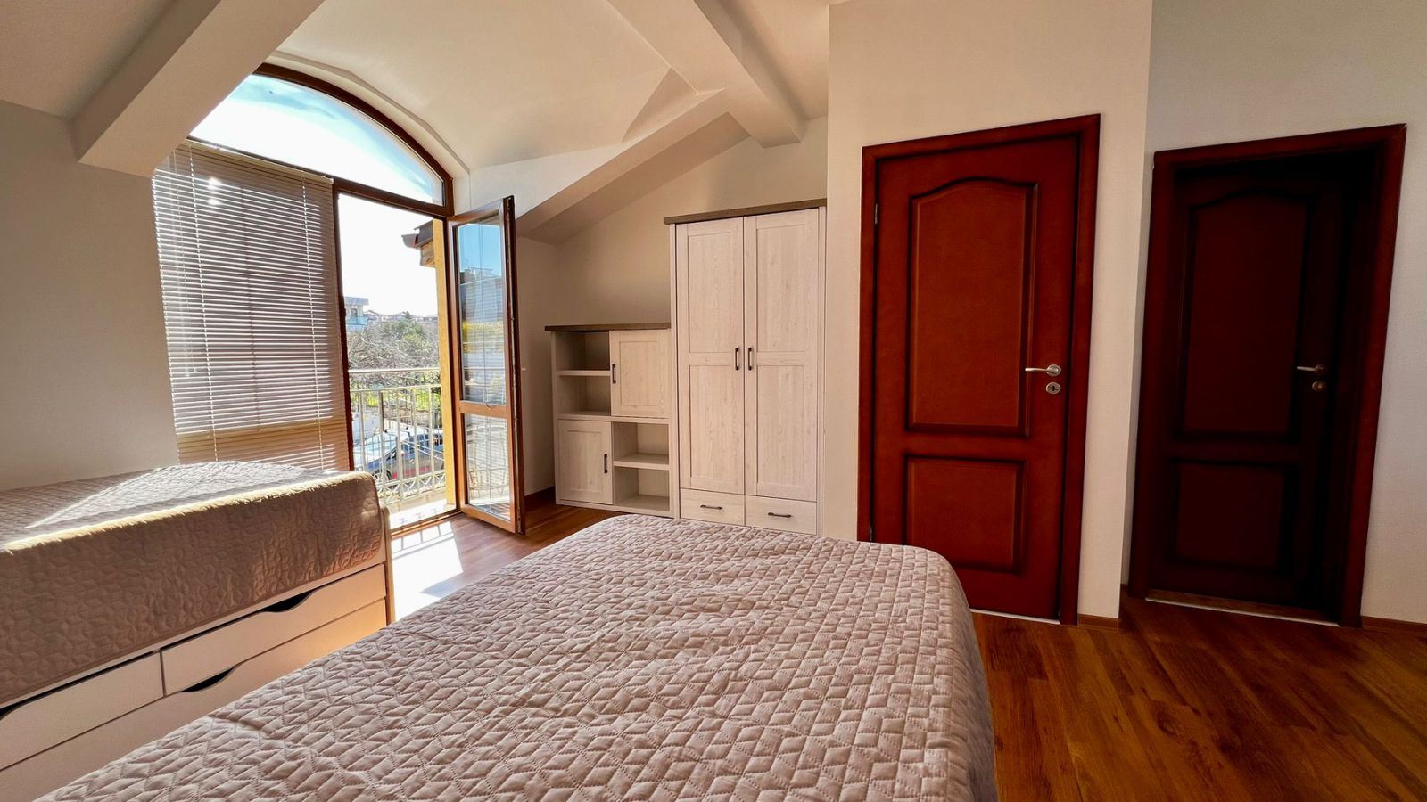 Maisonette in erster Meereslinie in Sosopol mit Panoramablick und Boutique-Lage
