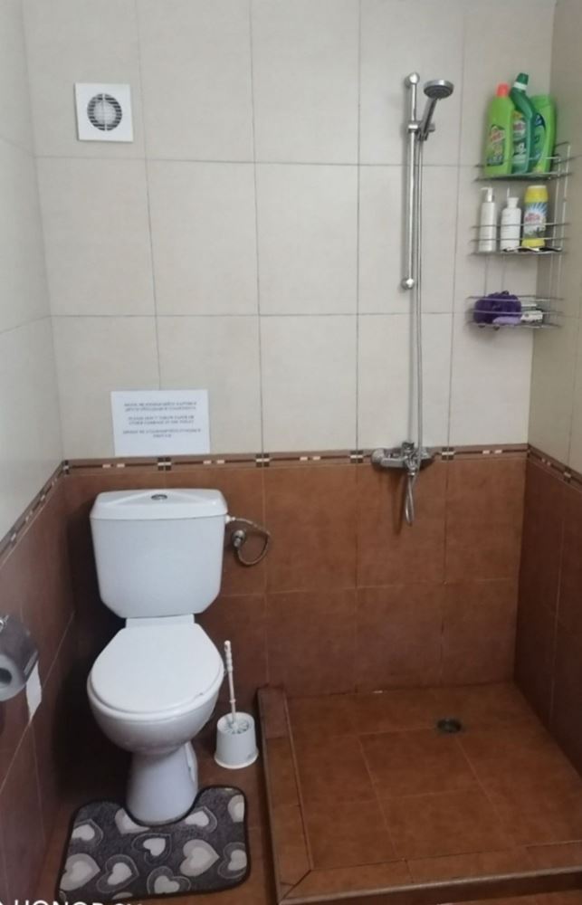 Geräumige Drei-Zimmer-Wohnung in Nessebar mit niedriger Jahresgebühr und kostenlosem Parkplatz
