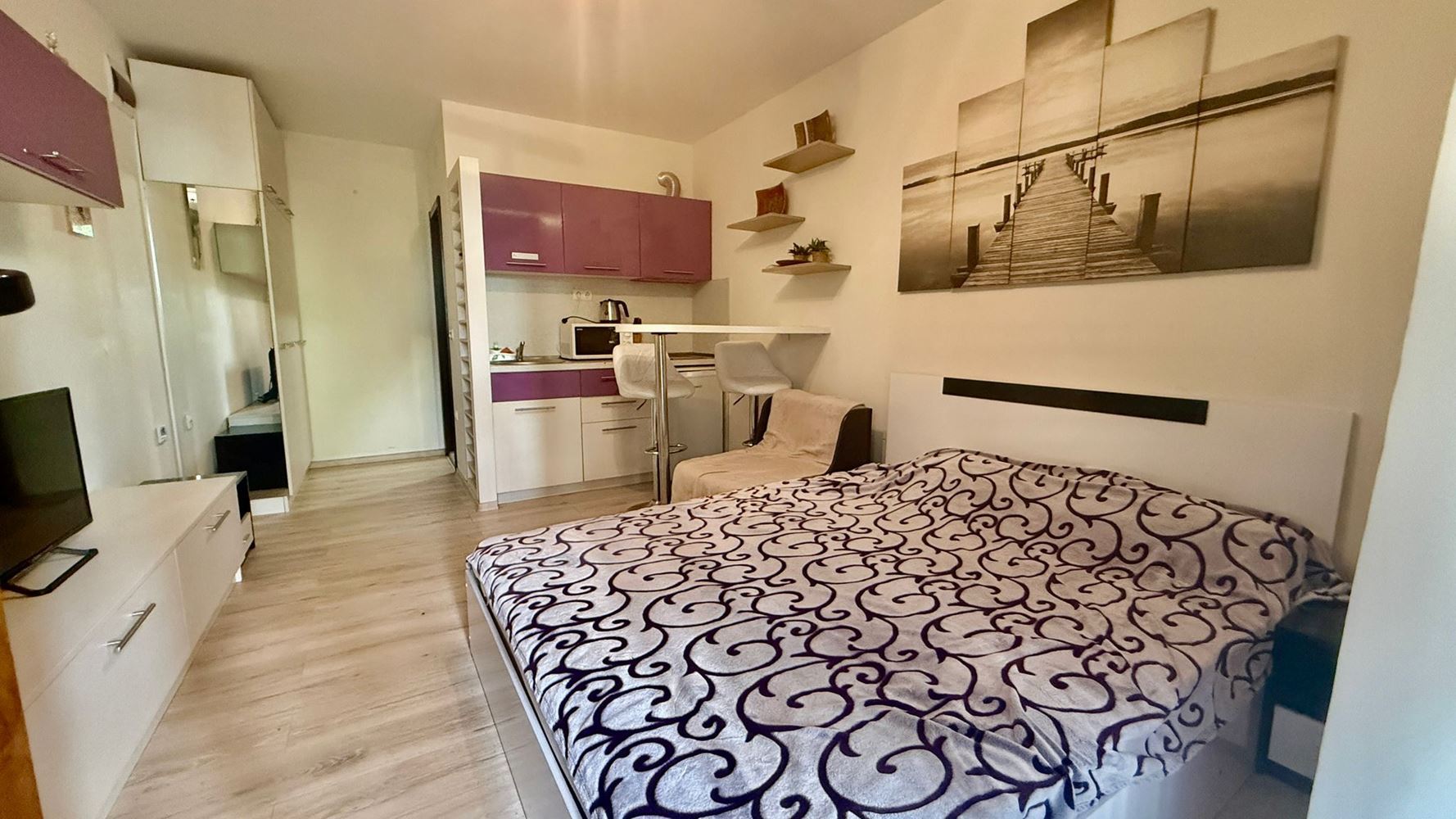 Stilvoll möbliertes Studio in einer Luxuswohnanlage im Zentrum von Sonnenstrand – Komfort der gehobenen Klasse
