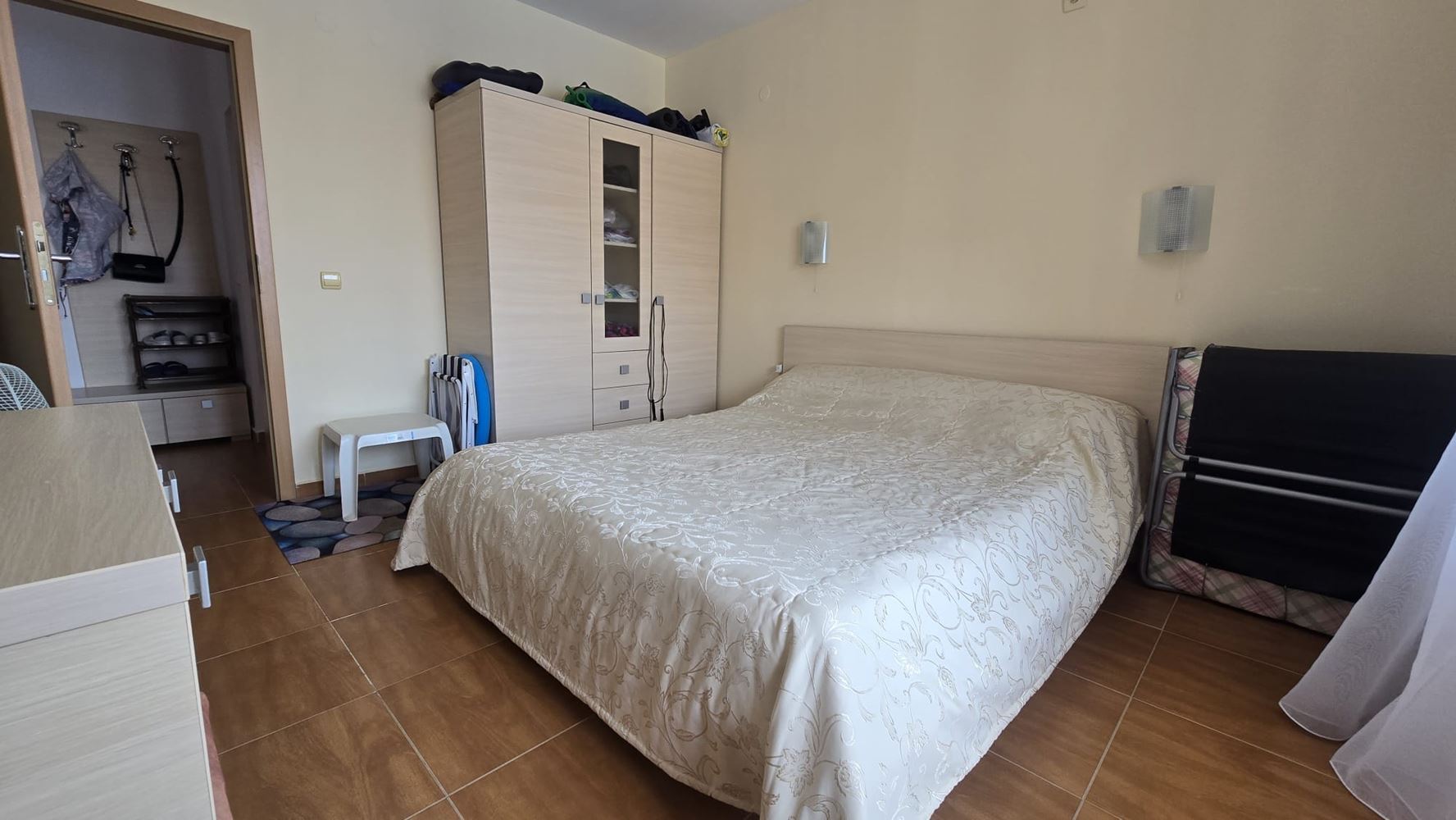 Zweizimmerwohnung mit Poolblick in Sveti Vlas – nur wenige Meter vom Meer entfernt
