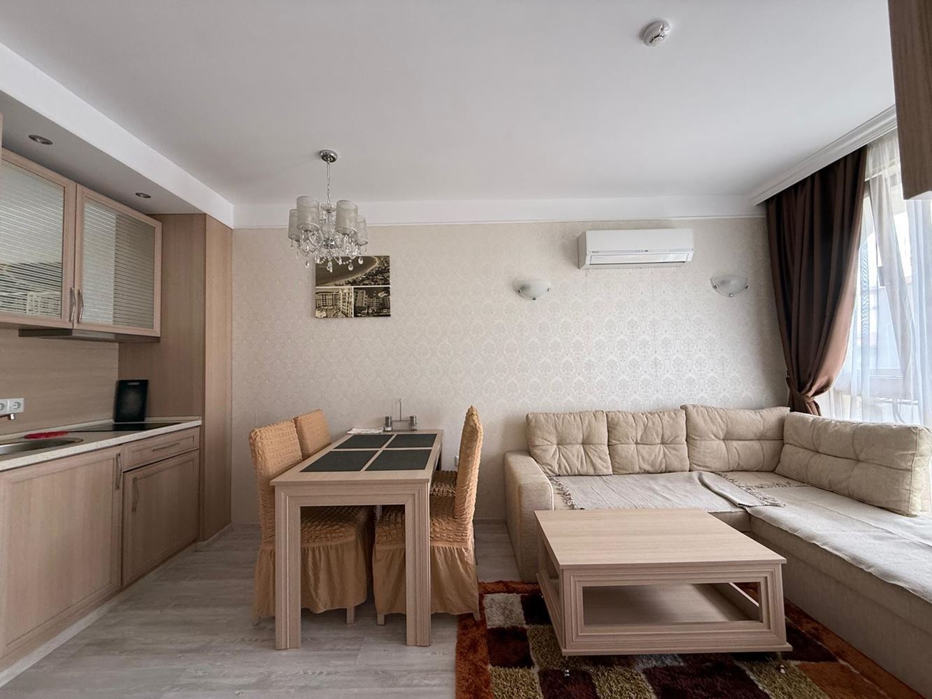 Wohnung mit einem Schlafzimmer in einer luxuriösen Anlage in Sonnenstrand mit beeindruckenden Swimmingpools und Erholungsbereichen