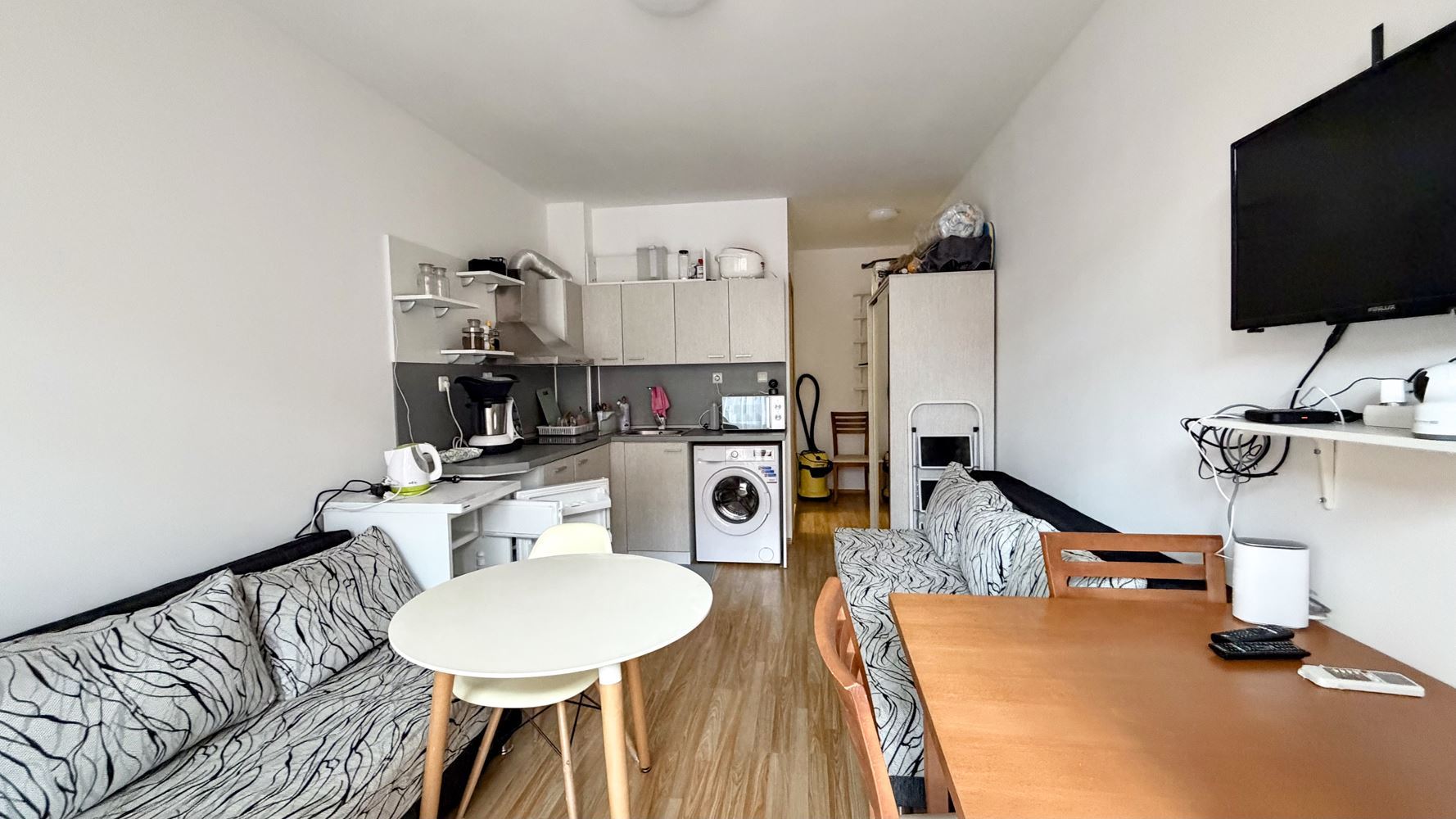 Gemütliches, möbliertes Studio in einer ruhigen Anlage am Stadtrand von Sonnenstrand – hervorragende Investition und Ferienimmobilie