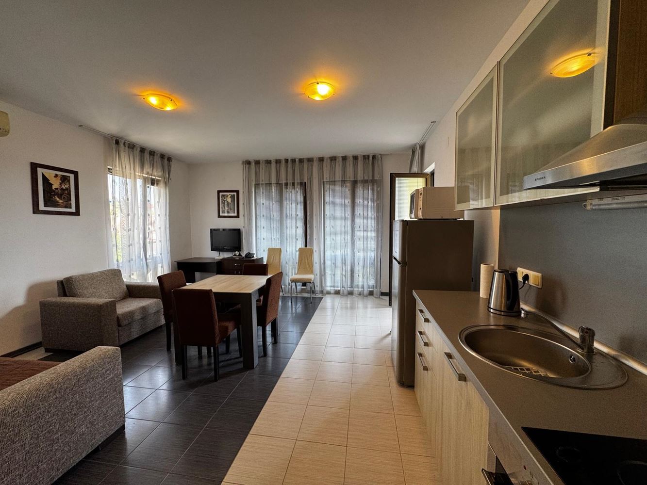 Wohnung mit Meerblick in Tschernomorez – Komfort, luxuriöse Wohnanlage und perfekte Urlaubsatmosphäre