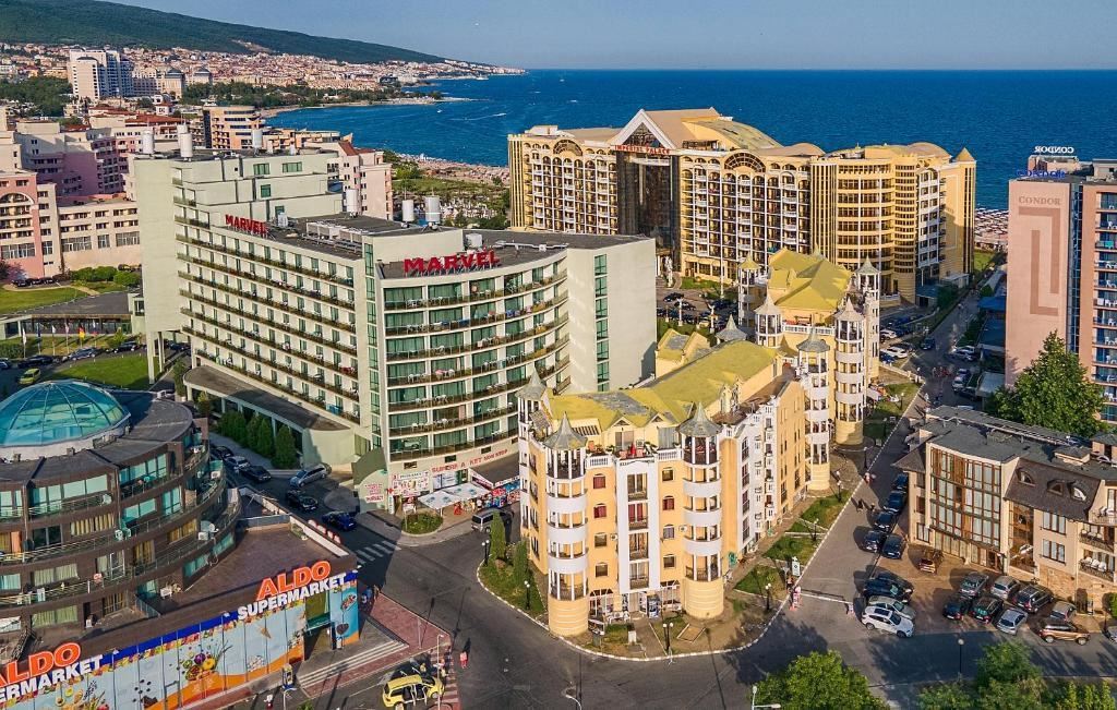 Elegante 2-Zimmer-Wohnung nur 100 Meter vom Strand in einer prestigeträchtigen Anlage in Sonnenstrand