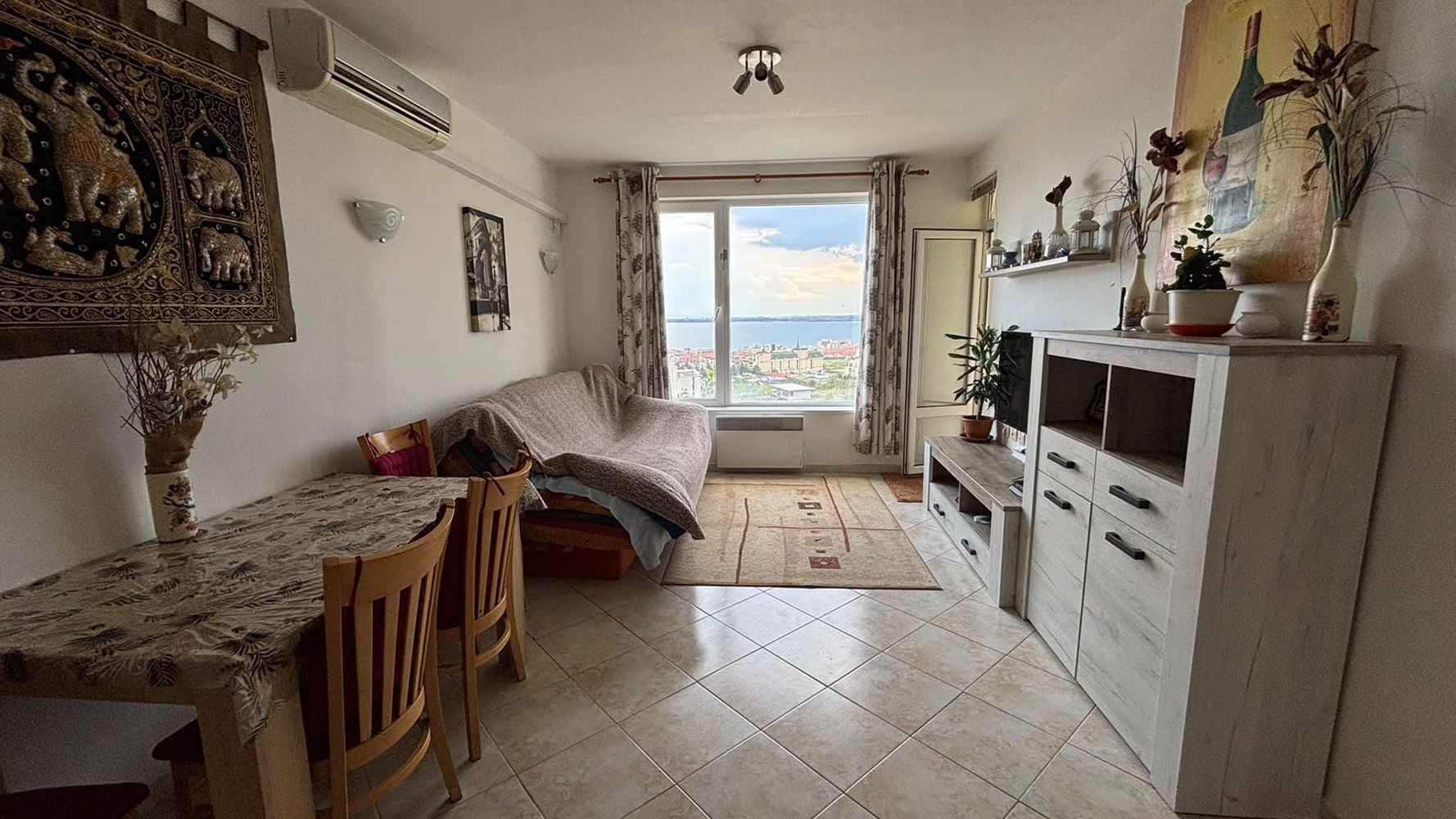 Wohnung mit einem Schlafzimmer und Meerblick in Sveti Vlas – ohne Instandhaltungsgebühr, mit Parkplatz, bezugsfertig