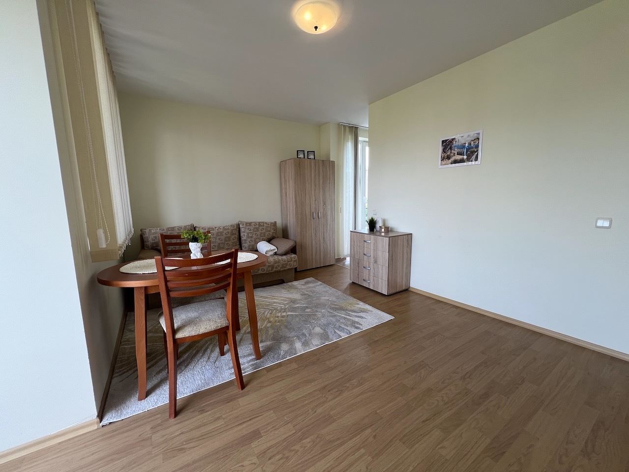 Geräumiges Studio in Sonnenstrand mit ausgezeichneter Lage und beeindruckender Anlage – bezugsfertig oder ideal als Investition