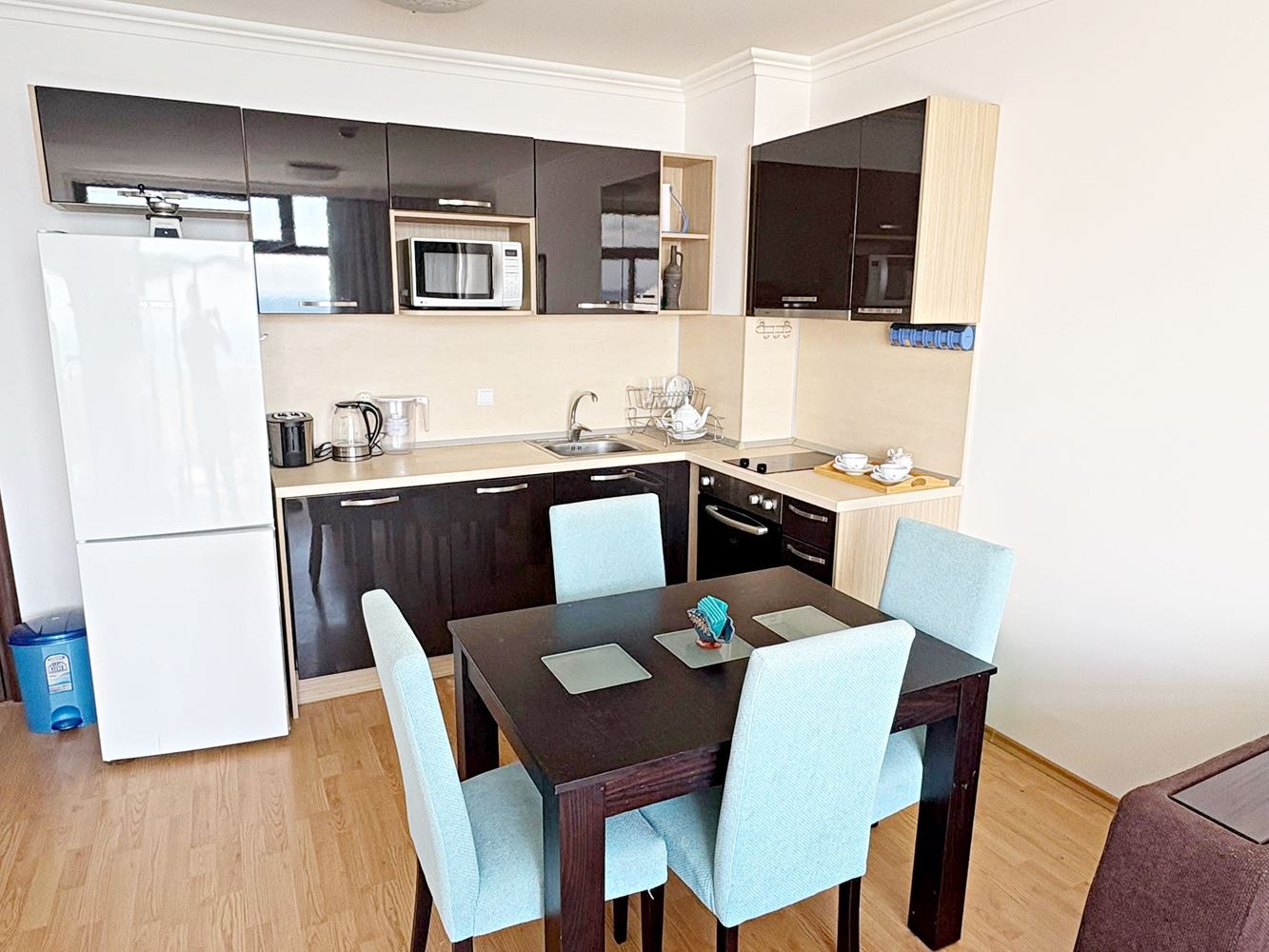 Luxuriöse 2-Zimmer-Wohnung mit Panoramablick auf das Meer in erster Linie in Sveti Vlas