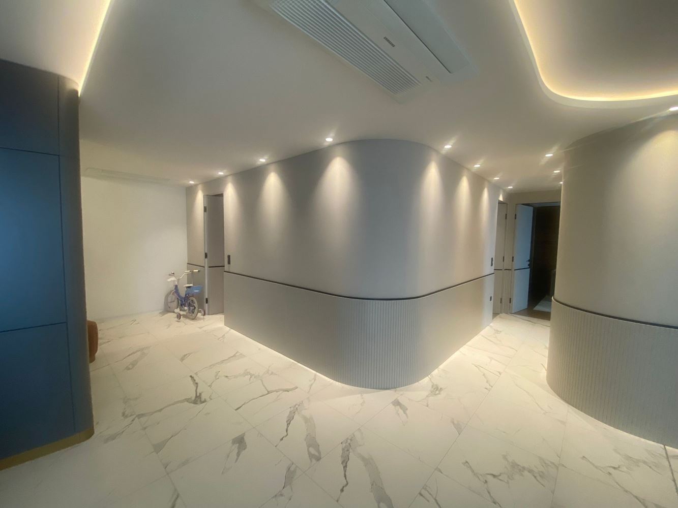 Elegante und großzügige 3-Zimmer-Wohnung in erster Meereslinie in Nessebar – Panoramablick auf das Meer und Premium-Komfort