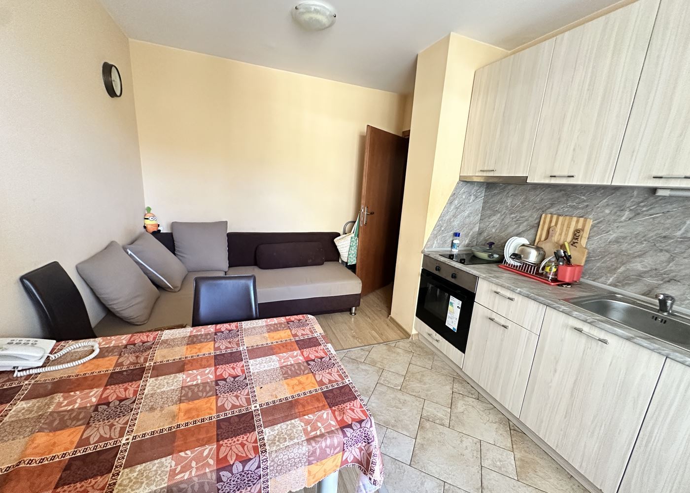 2-Zimmer-Wohnung in erster Meereslinie in Sveti Vlas – Gemütlichkeit und maritimes Ambiente