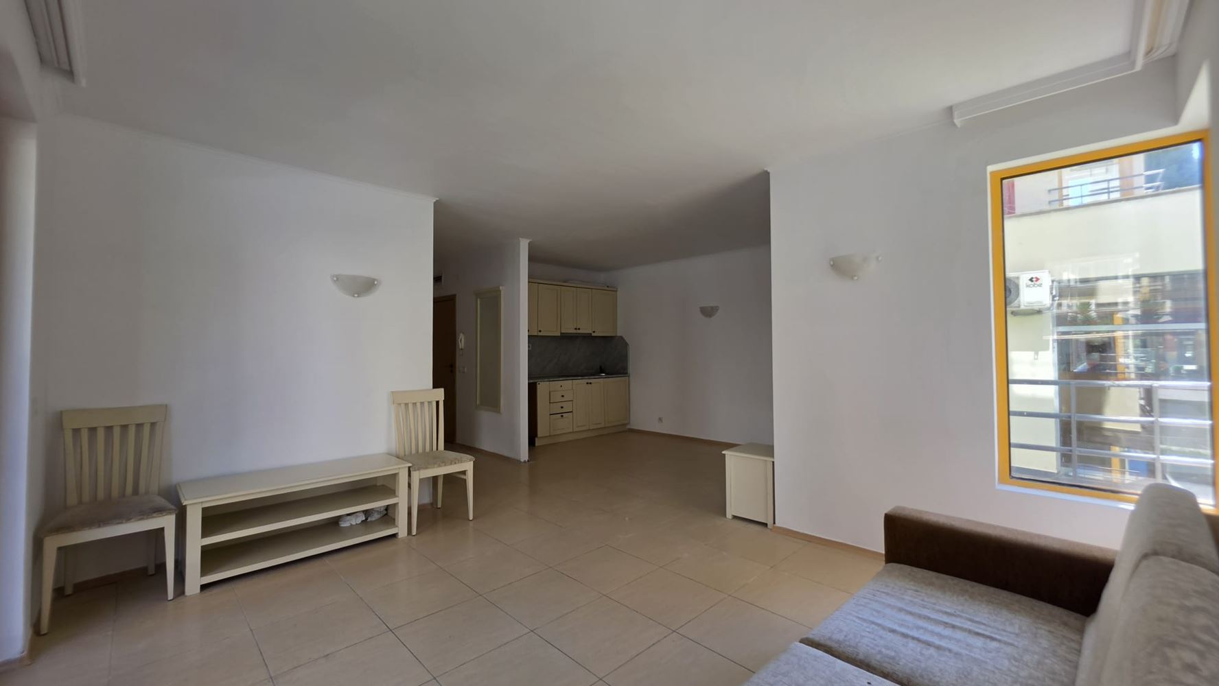Wohnung mit privatem Garten in Sonnenstrand – keine Wartungsgebühr!
