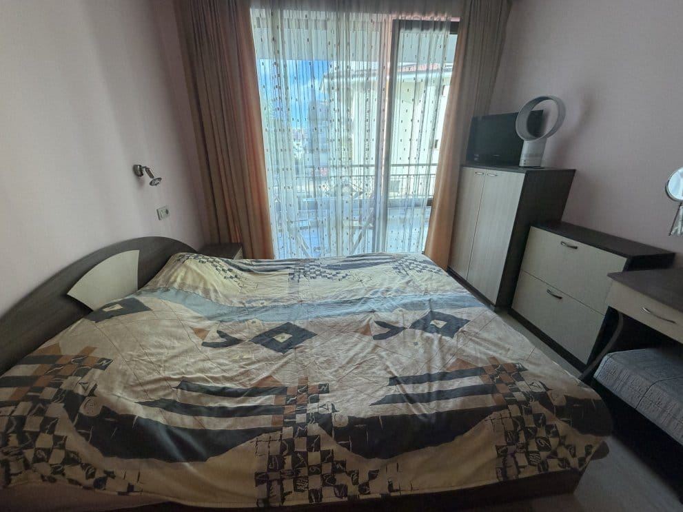 Wohnung mit einem Schlafzimmer in einer modernen Anlage mit Annehmlichkeiten in Ravda