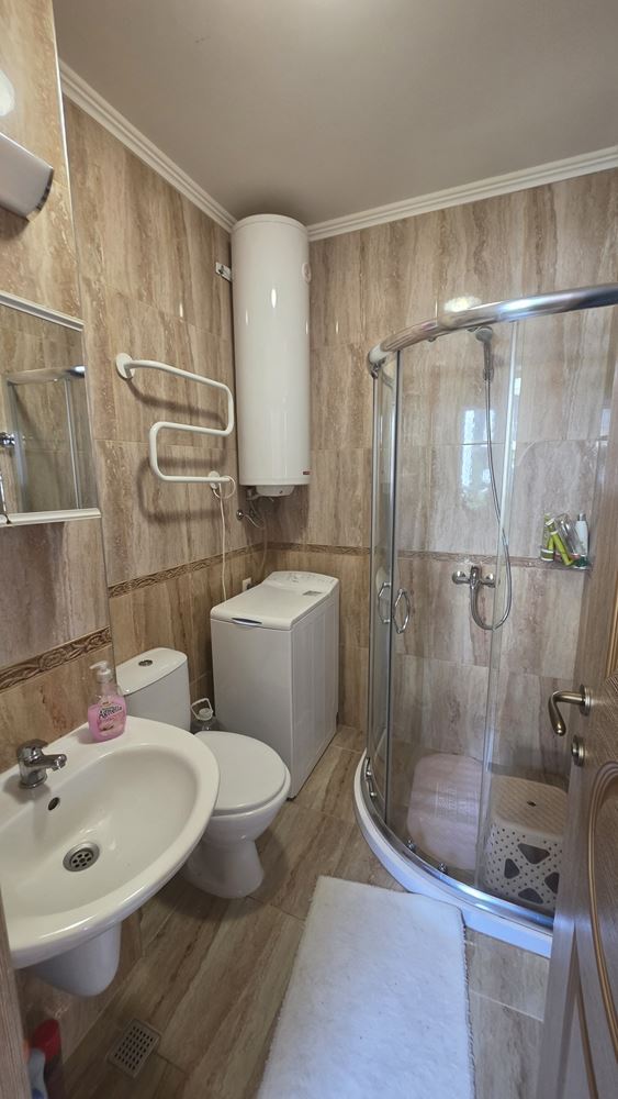 Wohnung mit einem Schlafzimmer in grüner Umgebung und hohem Komfort in Sonnenstrand – ausgezeichnete Investition und gemütliches Feriendomizil