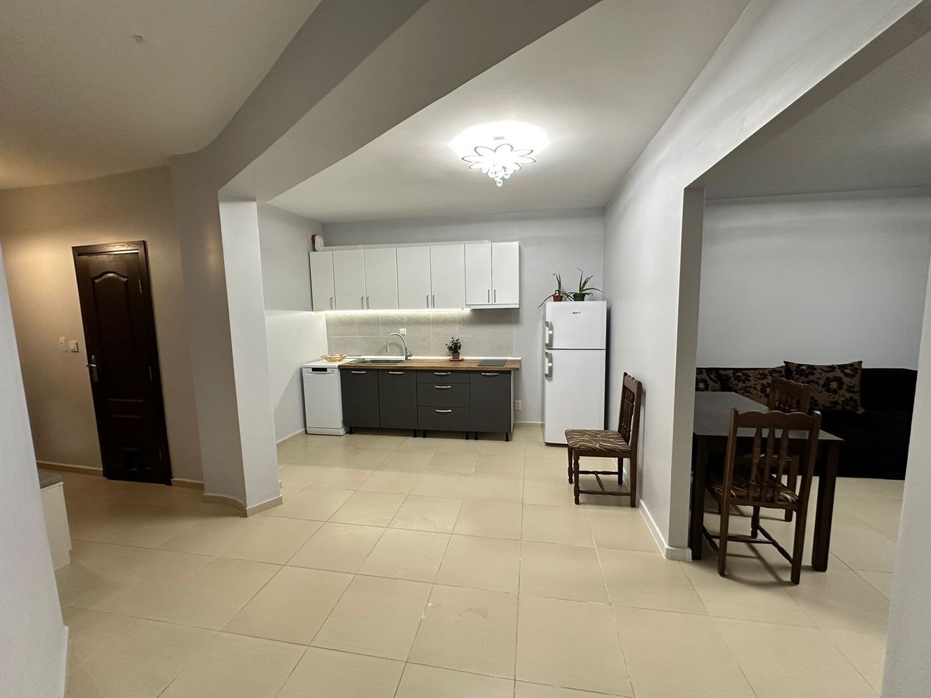 Geräumige Zweizimmerwohnung in Pomorie – eine hervorragende Grundlage für Ihr neues Zuhause
