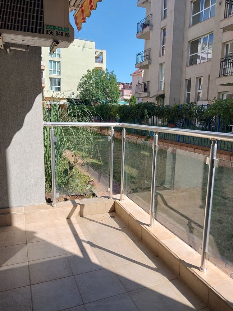 Ruhige Lage nahe dem Cacao Beach: 2-Zimmer-Wohnung mit zwei Terrassen im südlichen Teil von Sonnenstrand 