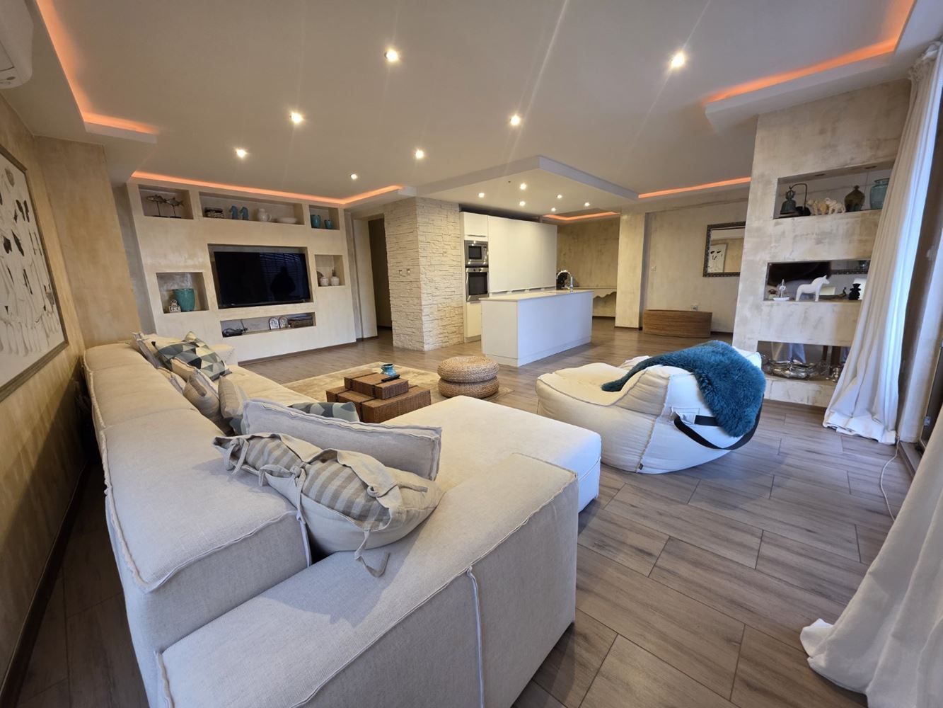 Nessebar: luxuriöse Wohnung mit zwei Schlafzimmern und Panoramablick auf das Meer – 183 m² Großzügigkeit, Komfort und Stil