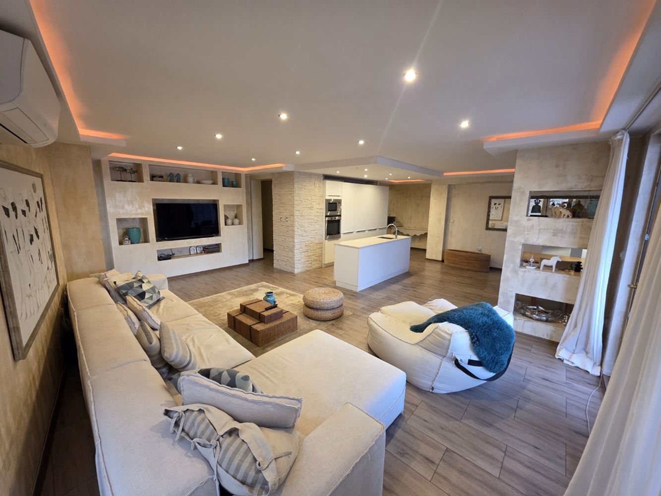Nessebar: luxuriöse Wohnung mit zwei Schlafzimmern und Panoramablick auf das Meer – 183 m² Großzügigkeit, Komfort und Stil