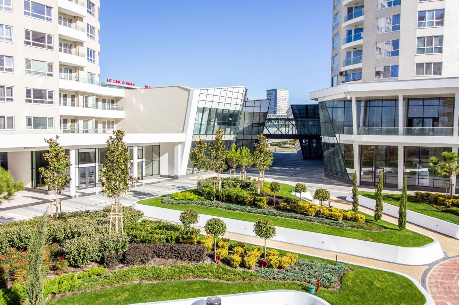 Geräumige Wohnung mit zwei Schlafzimmern und herrlichem Seeblick in einer der bevorzugten Gegenden von Burgas