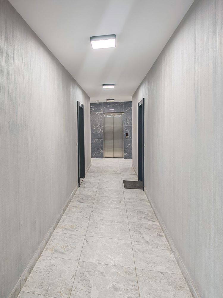 Brandneue 2-Zimmer-Wohnung in einer grünen und ruhigen Gegend von Sonnenstrand