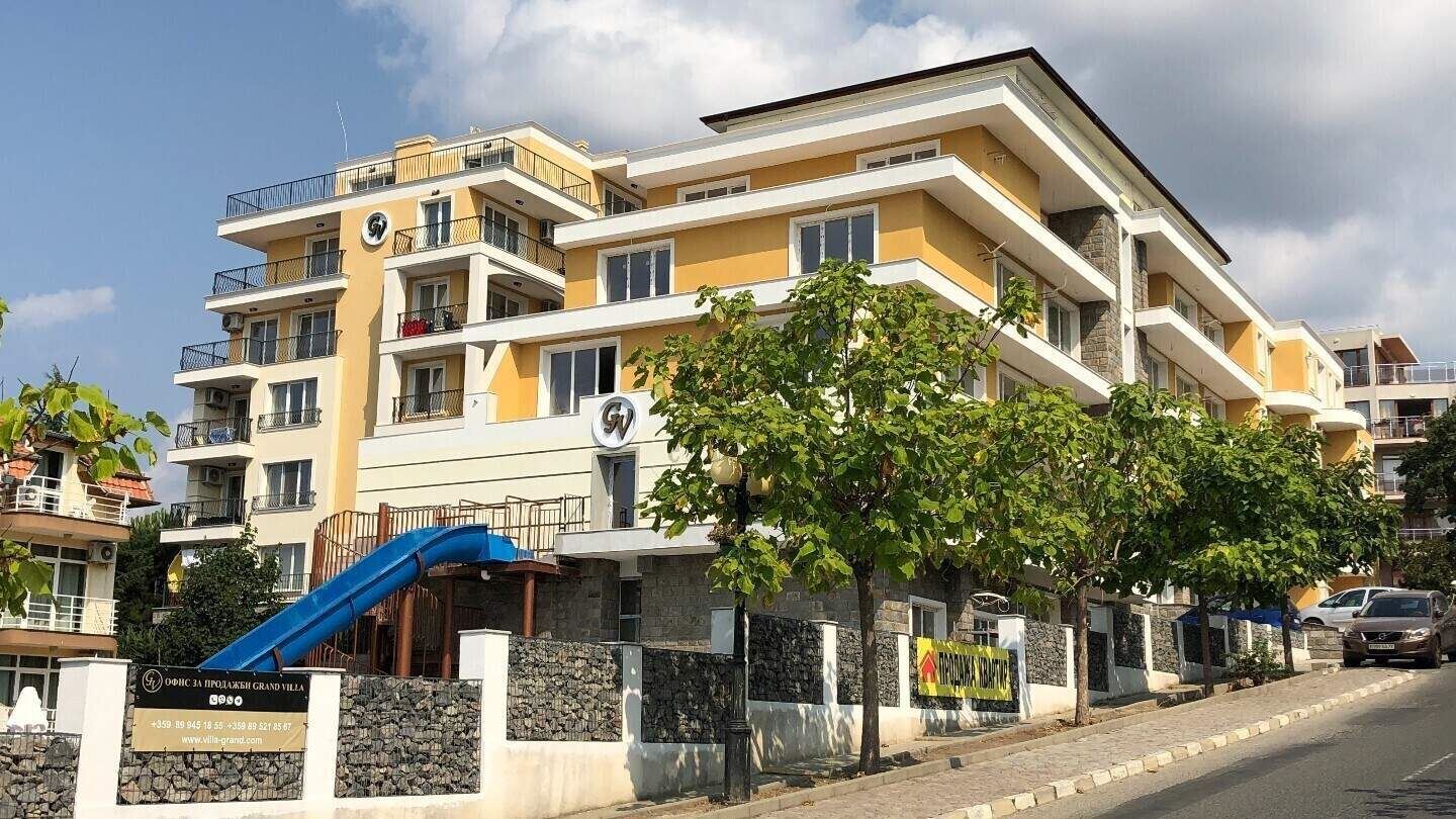 Wunderschönes, geräumiges Studio mit Meerblick nur 100 m vom Strand in Sveti Vlas