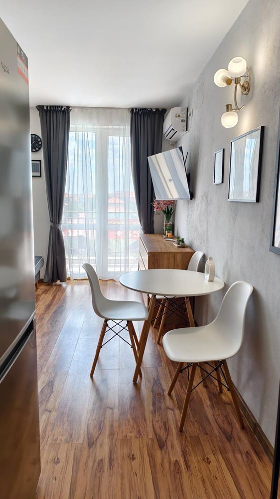 Geräumiges, modern möbliertes Studio mit separatem Schlafzimmer in einer Wohnanlage in Aheloy – Bezugsfertig