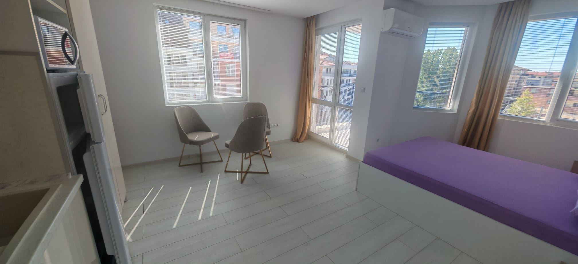 Luxuriöses Studio mit Poolblick in einer neuen Wohnanlage in Sonnenstrand – Bezugsfertig