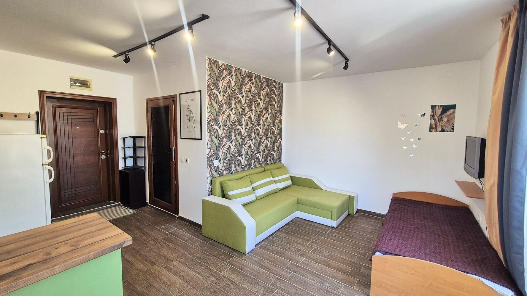 Geräumiges Studio mit niedriger Wartungsgebühr in Sonnenstrand – ausgezeichnete Lage und bezugsfertig