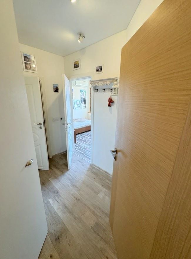 Wohnung mit zwei Schlafzimmern in einer престижен geschlossenen Anlage in Sweti Wlas – erste Linie von Komfort und Natur