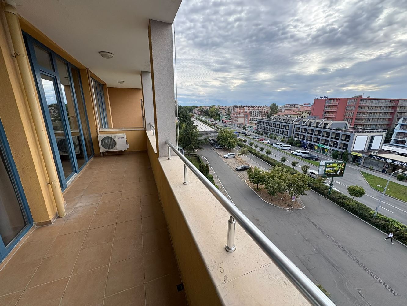 3-Zimmer-Wohnung in Sunny Beach – großzügiges Wohnen, Komfort und Unterhaltung in einer Ferienanlage