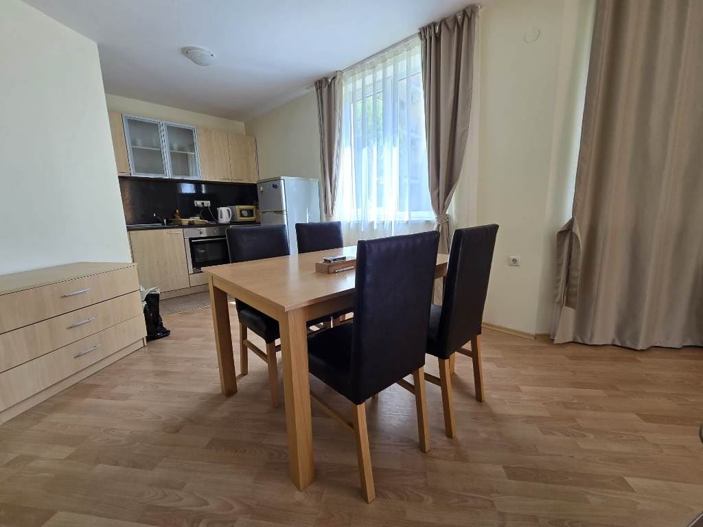 3-Zimmer-Wohnung in einer Wohnanlage mit umfangreicher Infrastruktur in Sveti Vlas