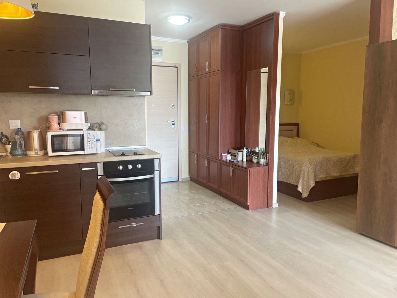 Geräumige 3-Zimmer-Wohnung nur 100 Meter vom Strand in Nessebar entfernt
