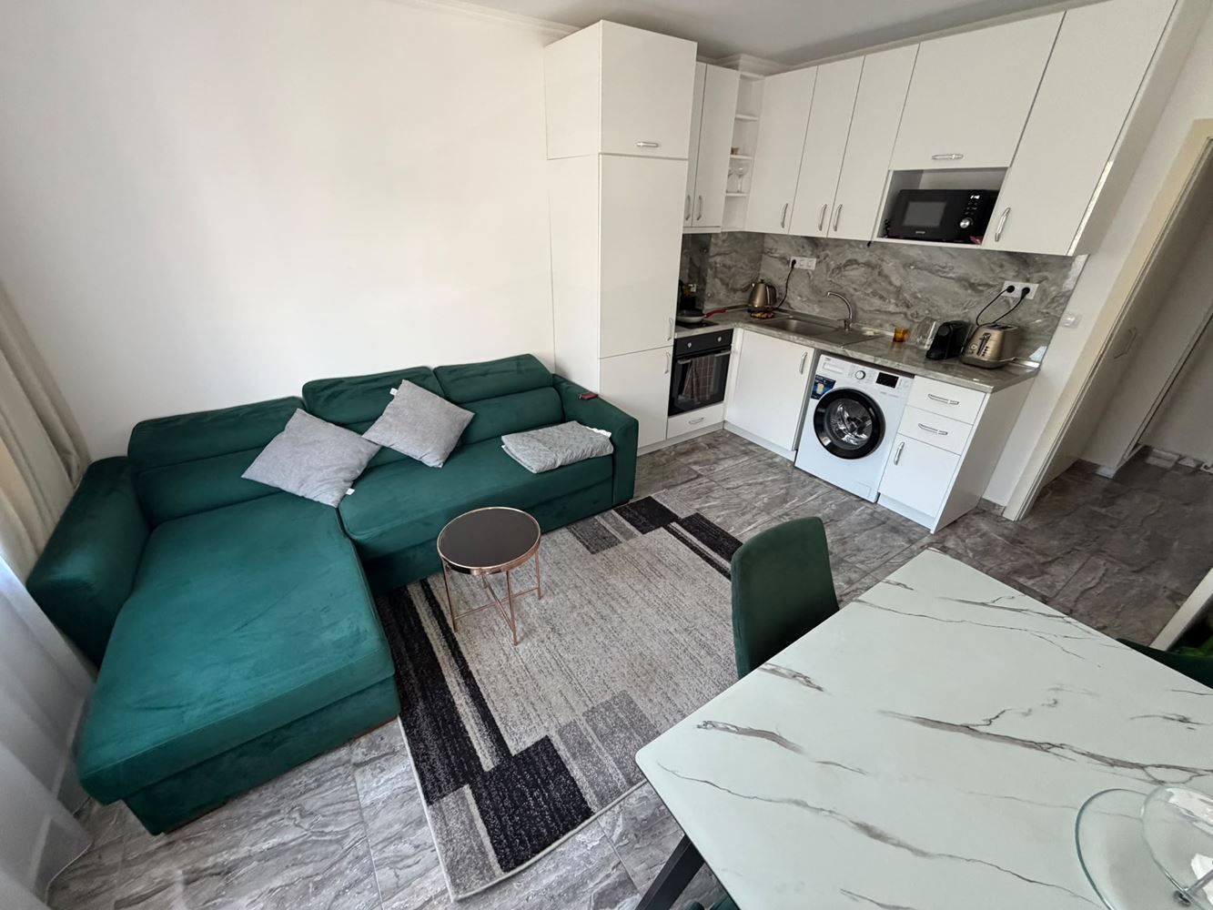 Zwei-Zimmer-Wohnung in erster Reihe am Meer in Nessebar – Komfort, Prestige und unvergleichlicher Meerblick