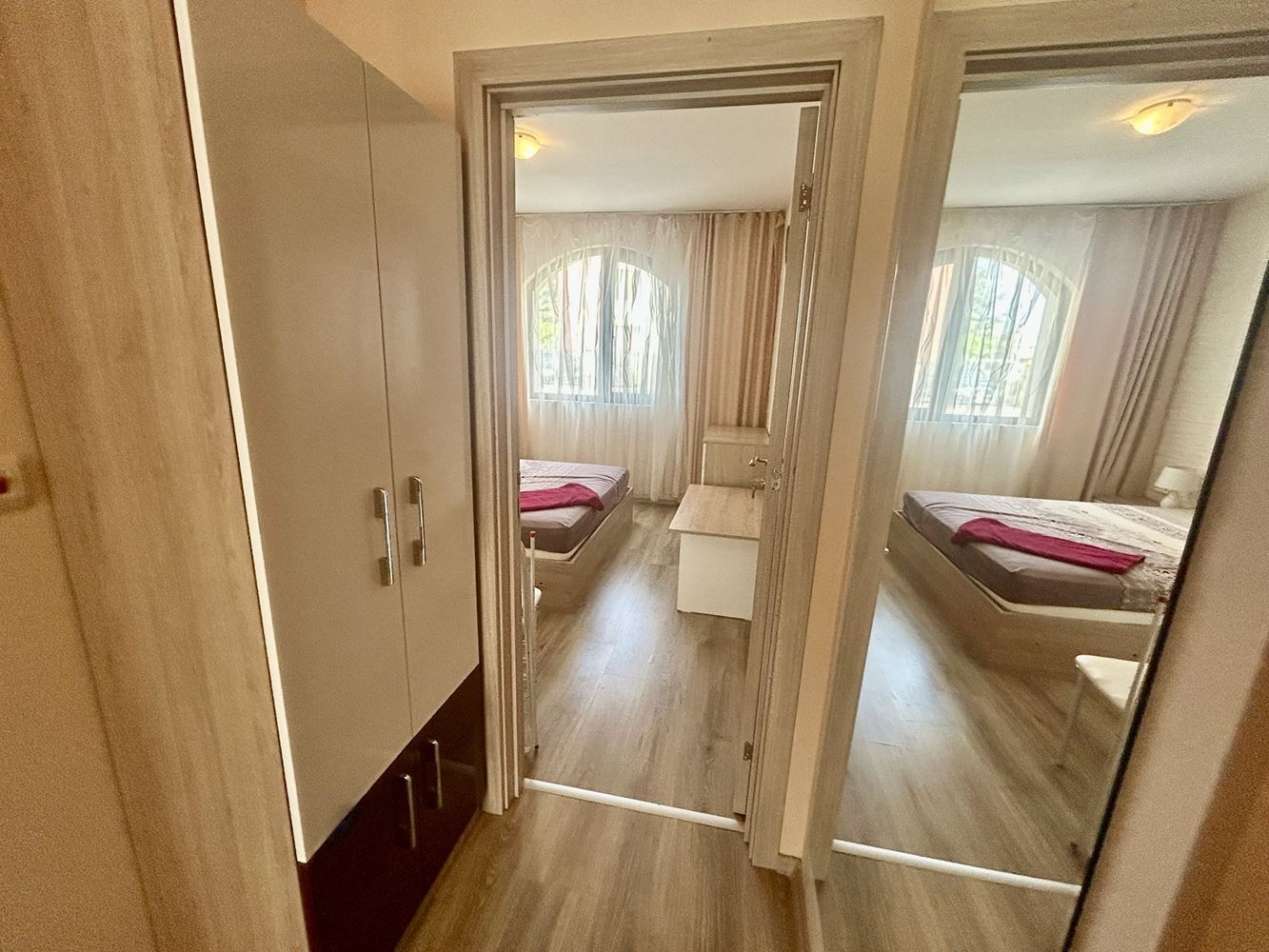 Komfortable 2-Zimmer-Wohnung mit direktem Zugang zum Pool in Nessebar – ein außergewöhnlich praktisches Angebot