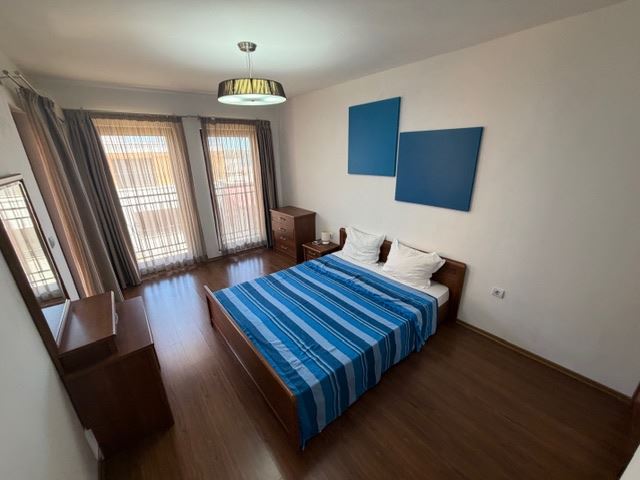 Zwei-Zimmer-Wohnung in erster Meereslinie mit Meerblick in Aheloy