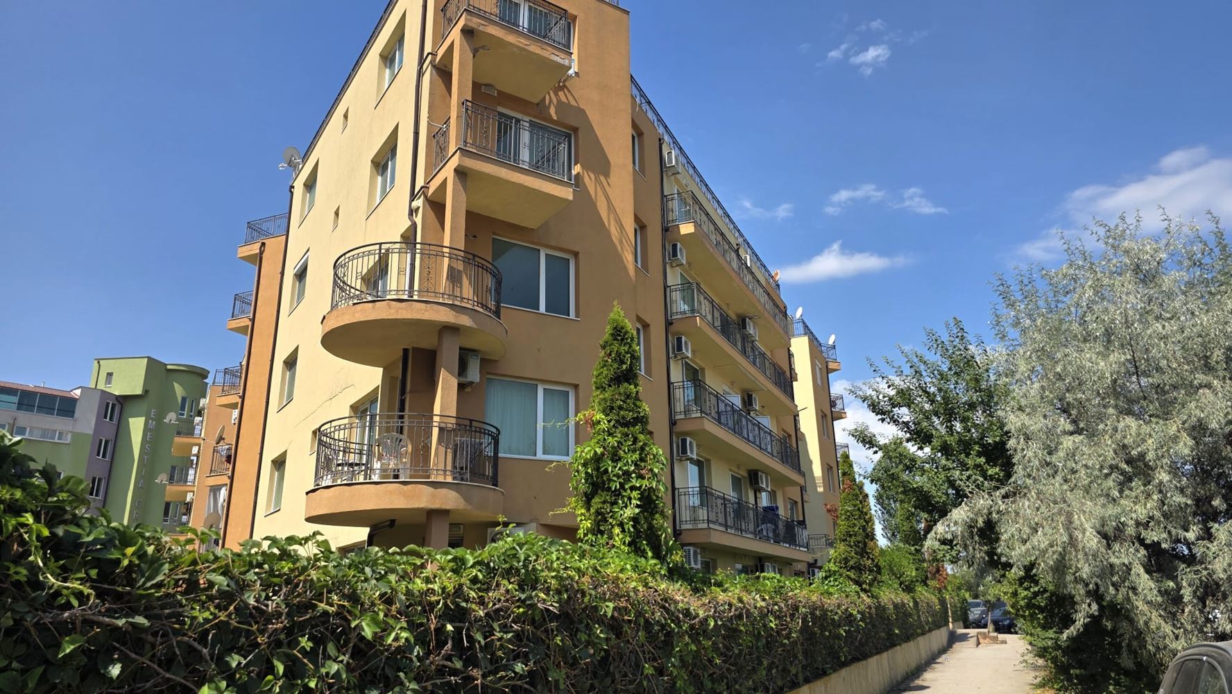 Geräumige Zweizimmerwohnung in der Nähe des Lidl-Supermarkts in Sonnenstrand