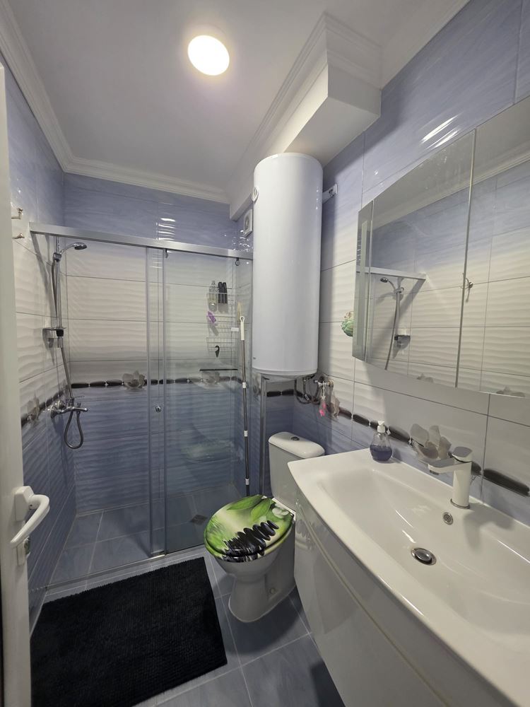 Luxuriöse Drei-Zimmer-Wohnung in einer gepflegten Anlage in Sunny Beach