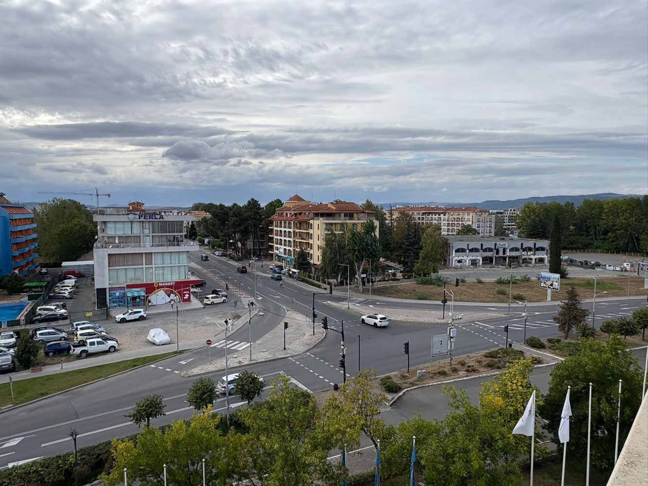 3-Zimmer-Wohnung in Sunny Beach – großzügiges Wohnen, Komfort und Unterhaltung in einer Ferienanlage