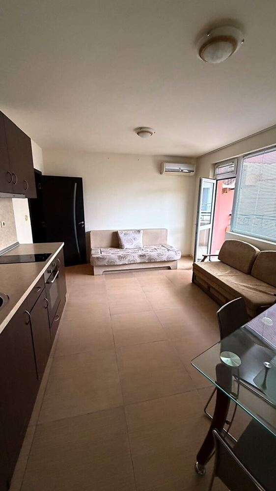 Großzügige Zweizimmerwohnung mit zwei Terrassen in Sveti Vlas – vollständig möbliert und sofort bezugsfertig