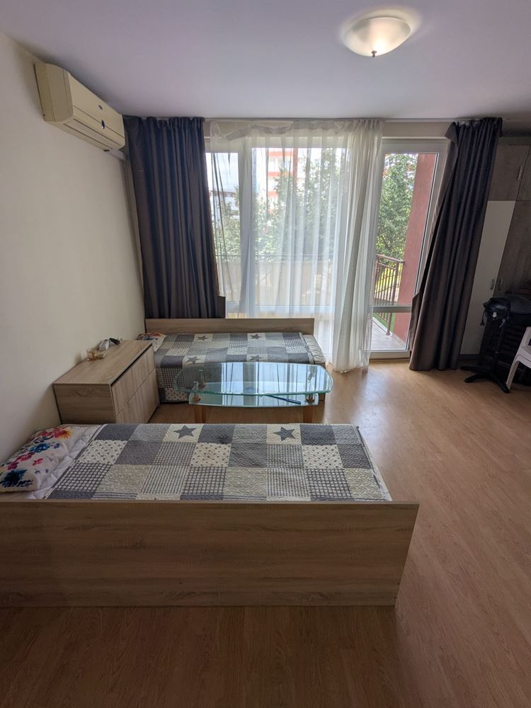 Große 2-Zimmer-Wohnung in erster Meereslinie in Sveti Vlas – Großzügigkeit, Komfort und Meeresatmosphäre