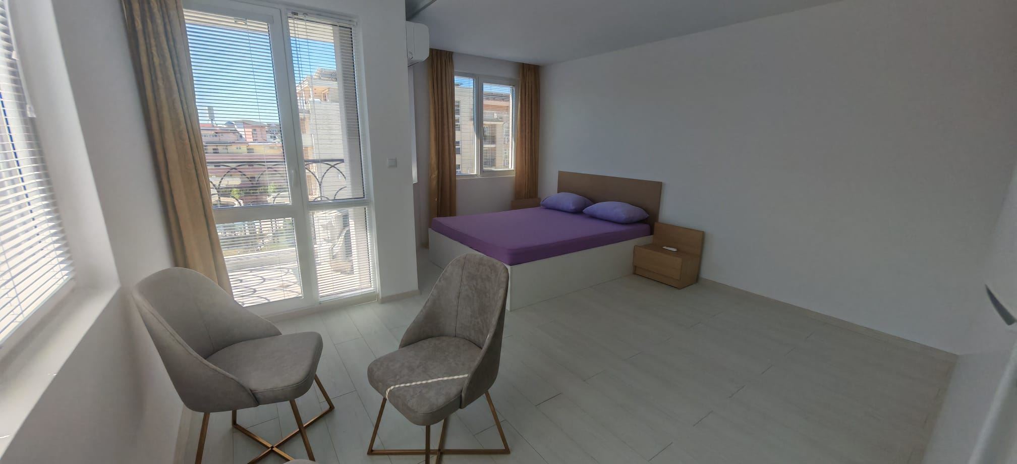 Luxuriöses Studio mit Poolblick in einer neuen Wohnanlage in Sonnenstrand – Bezugsfertig