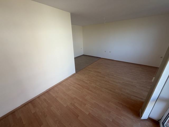 Geräumige Einzimmerwohnung in einer grünen Oase in Sonnenstrand – ideal für Urlaub und Investition