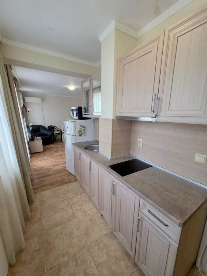 Geräumiges Apartment mit einem Schlafzimmer in einer ruhigen Wohnanlage am Meer in Ravda