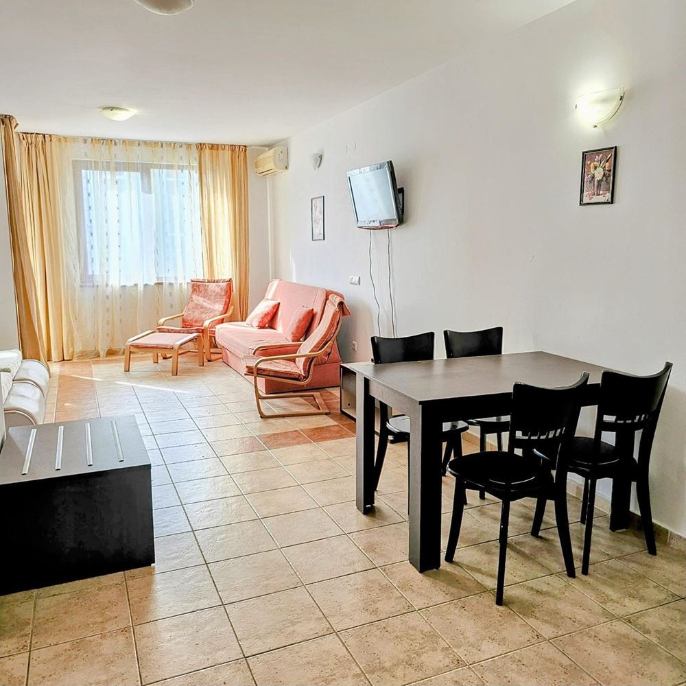Geräumiges Studio in erstklassiger Lage in Pomorie