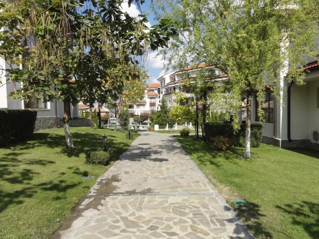 Zweizimmerwohnung mit Veranda in einer SPA-Anlage in Aheloy – Luxus, Ruhe und eine maritime Atmosphäre