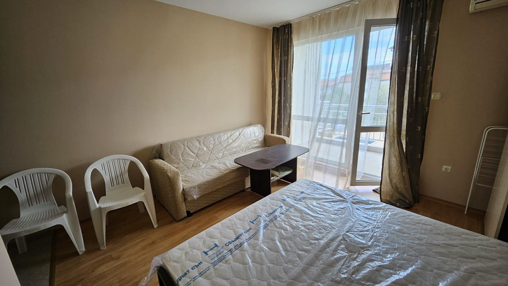 Möbliertes Studio in Ravda ohne Wartungsgebühr – nur 200 Meter vom Meer entfernt