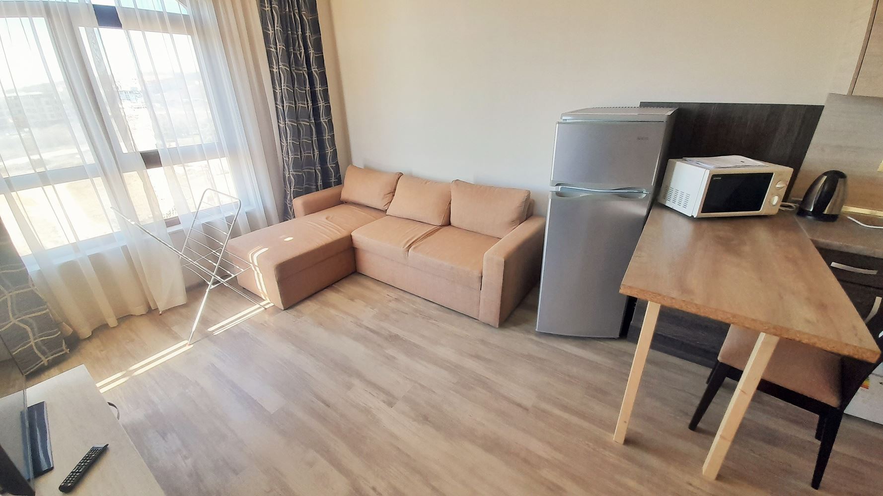 Attraktive Zweizimmerwohnung mit Meer- und Bergblick in Sveti Vlas