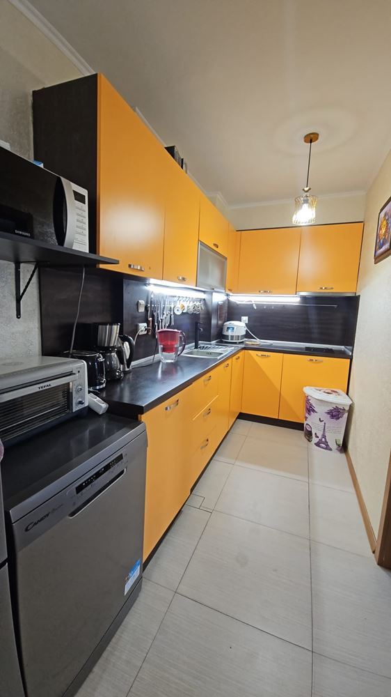 Dreizimmerwohnung in einer geschlossenen Anlage in Sveti Vlas – nur 300 m vom Strand entfernt
