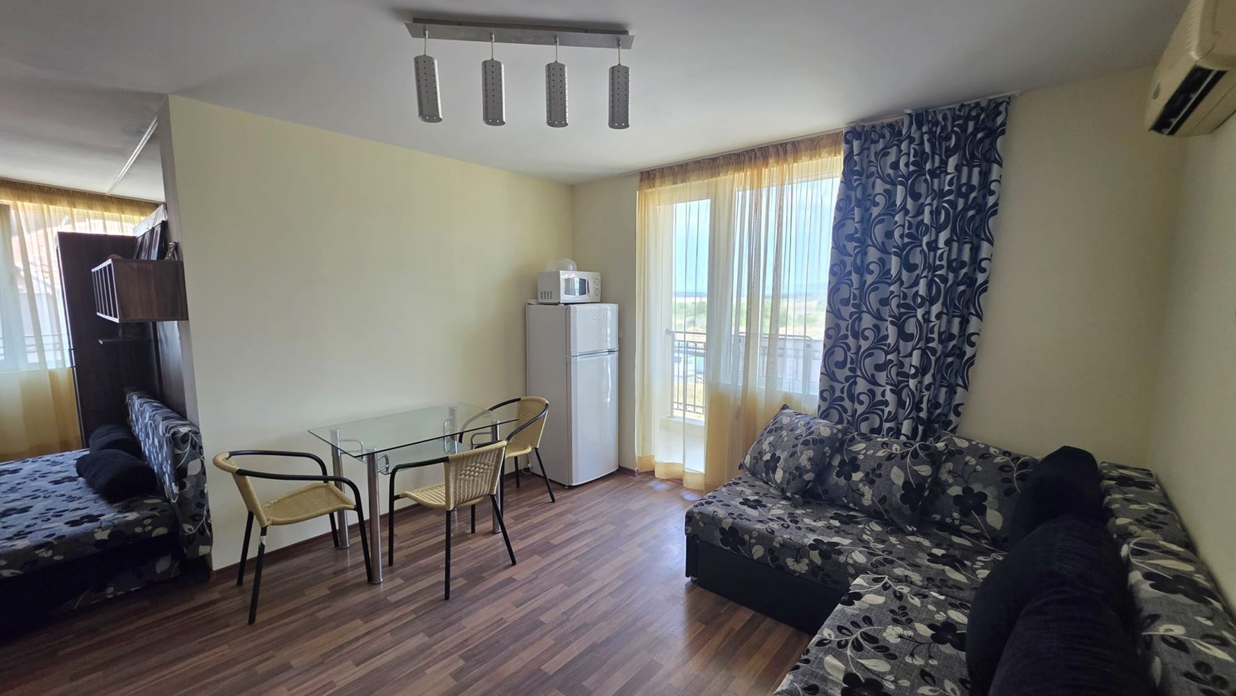 Geräumige Zweizimmerwohnung in der Nähe des Lidl-Supermarkts in Sonnenstrand